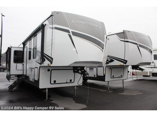 New 2024 Forest River Sandpiper 4002FB available in Mill Hall, Pennsylvania