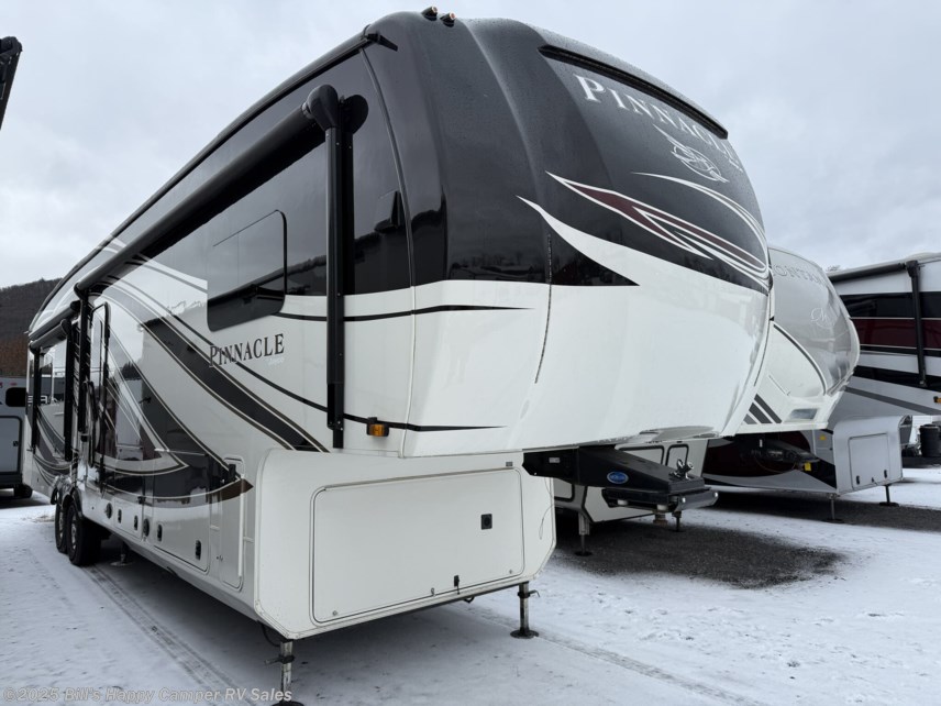 Used 2018 Jayco Pinnacle 37RSTS available in Mill Hall, Pennsylvania
