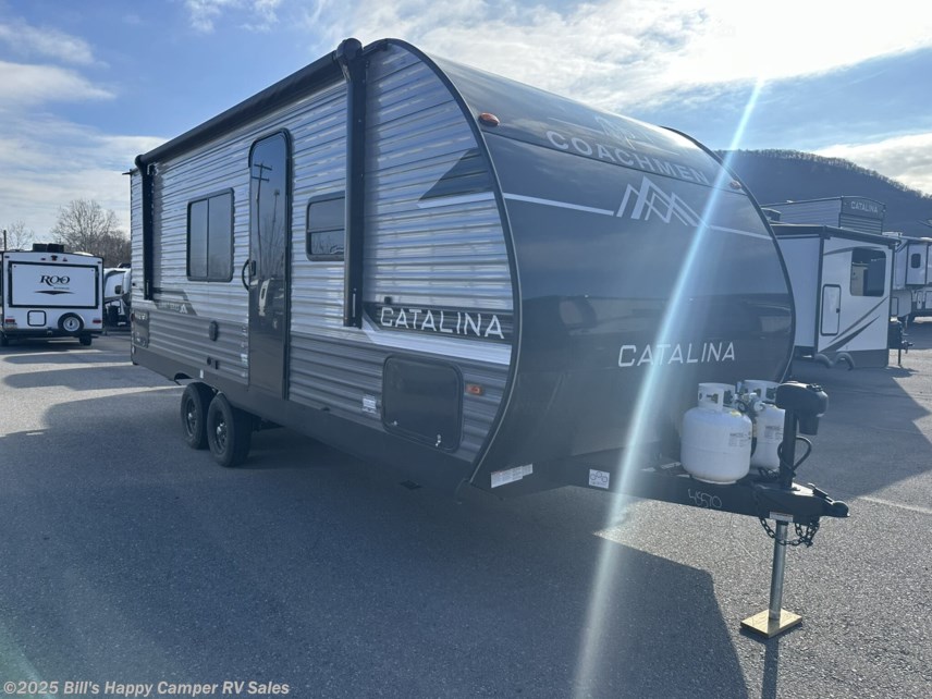 New 2025 Coachmen Catalina Summit Series 8 211BH available in Mill Hall, Pennsylvania