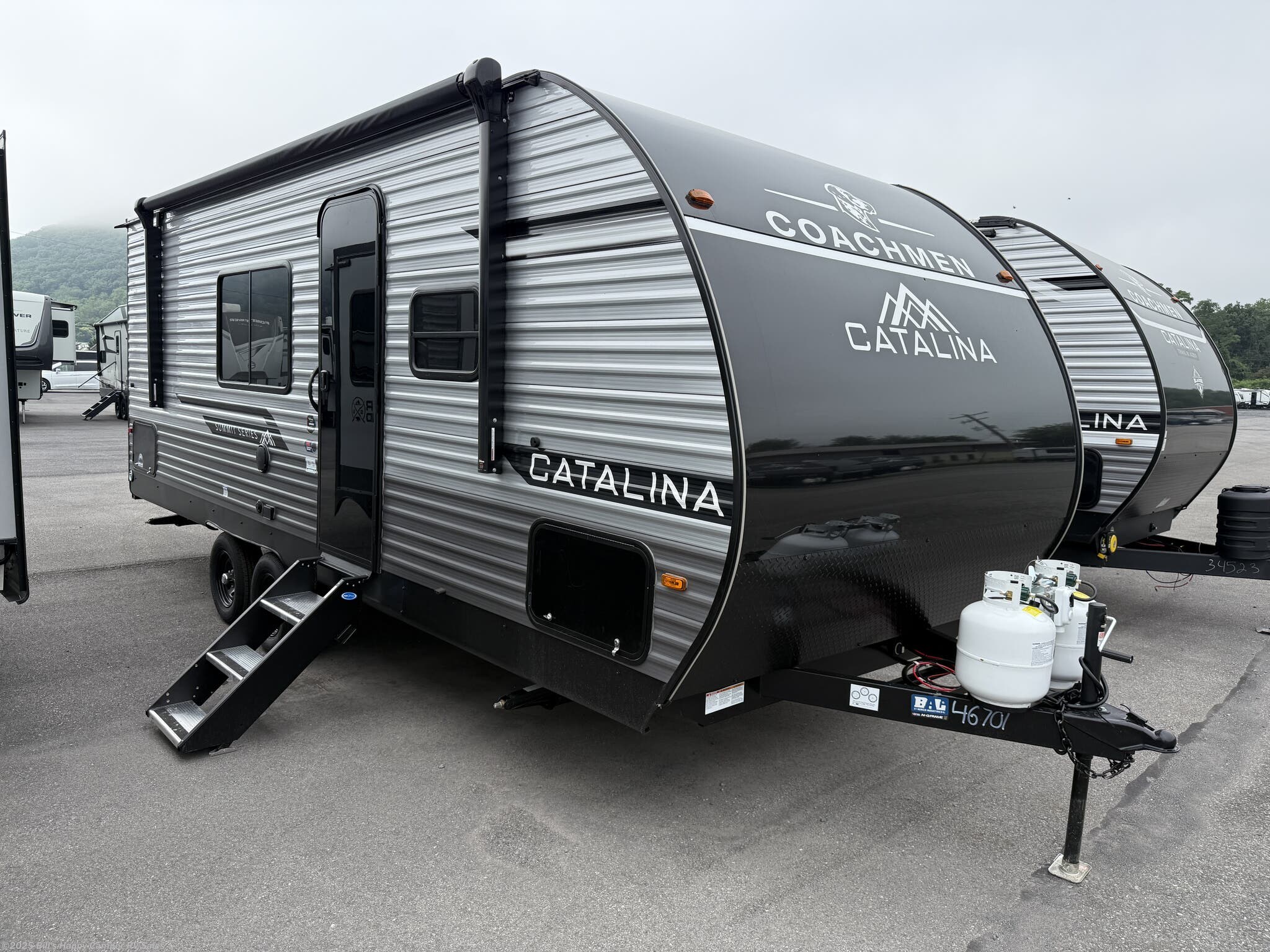 2026 Coachmen Catalina Summit Series 8 211BH