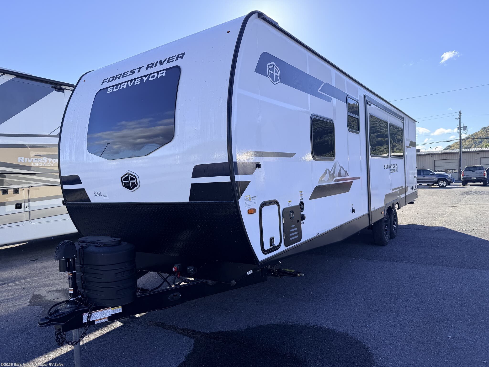 2026 Surveyor Legend 296QBLE by Forest River from Bill's Happy Camper RV Sales in Mill Hall, Pennsylvania