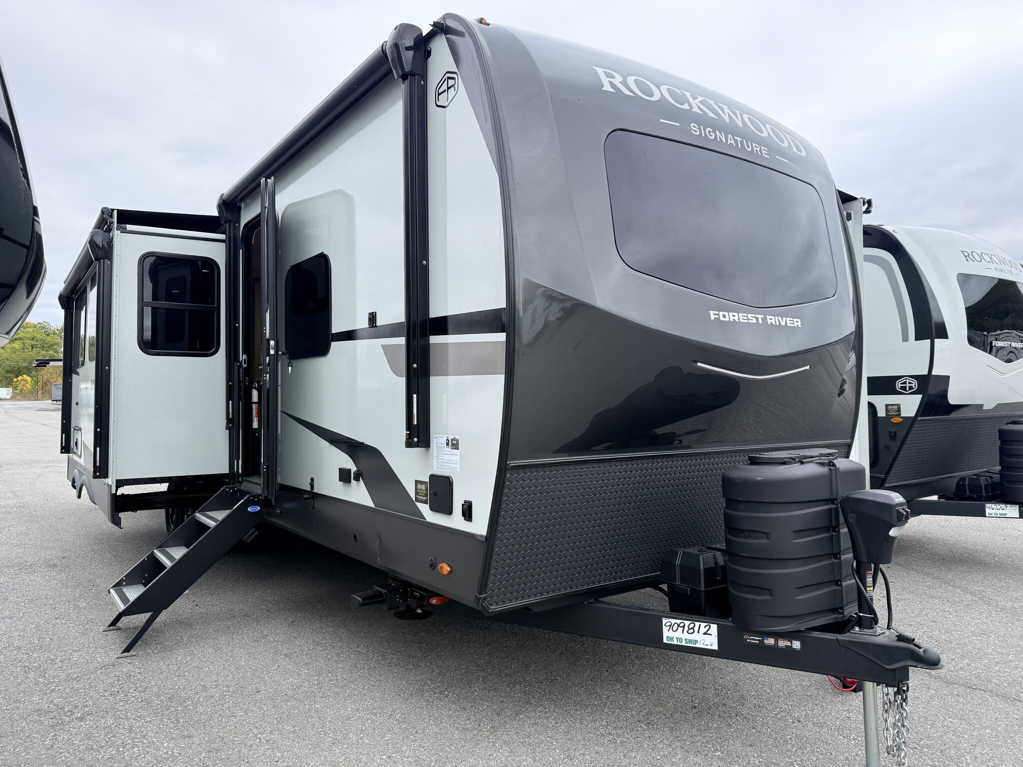2026 Forest River Rockwood Signature 8336BH