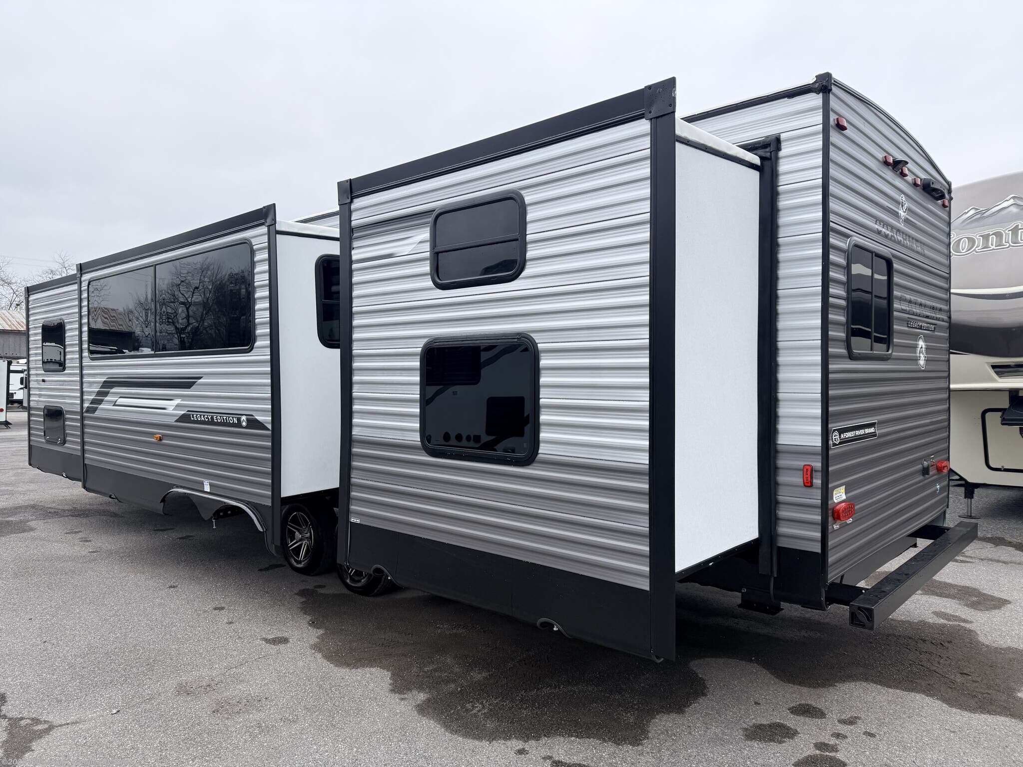 New 2026 Coachmen Catalina Legacy Edition 343BHTS available in Mill Hall, Pennsylvania