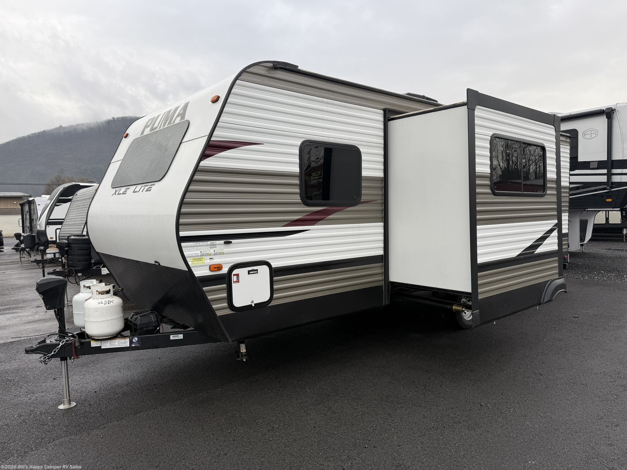 Used 2021 Palomino Puma XLE Lite 22DBC available in Mill Hall, Pennsylvania