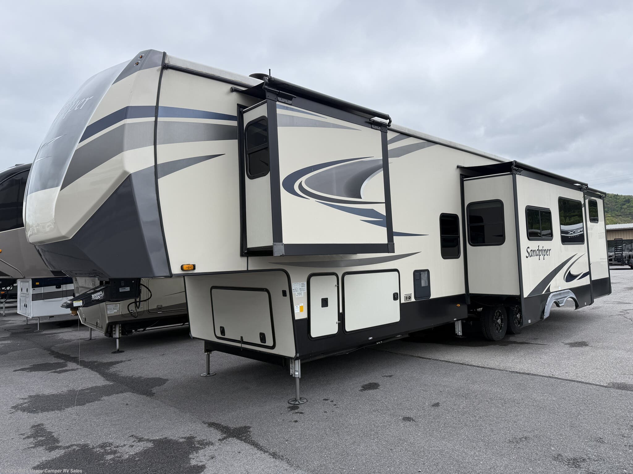 Used 2021 Forest River Sandpiper Luxury 384QBOK available in Mill Hall, Pennsylvania
