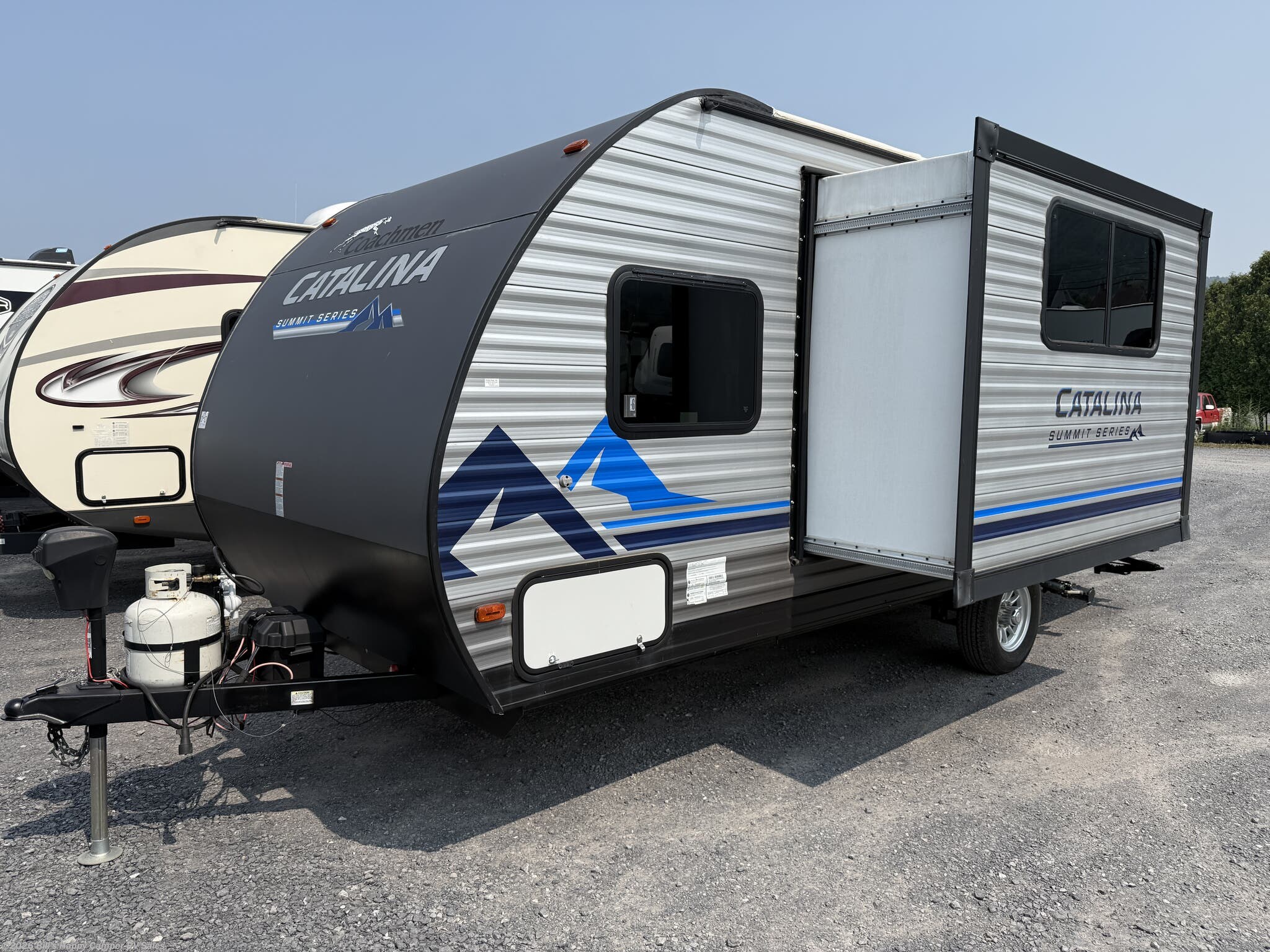 Used 2022 Coachmen Catalina Summit Series 7 184BHS available in Mill Hall, Pennsylvania