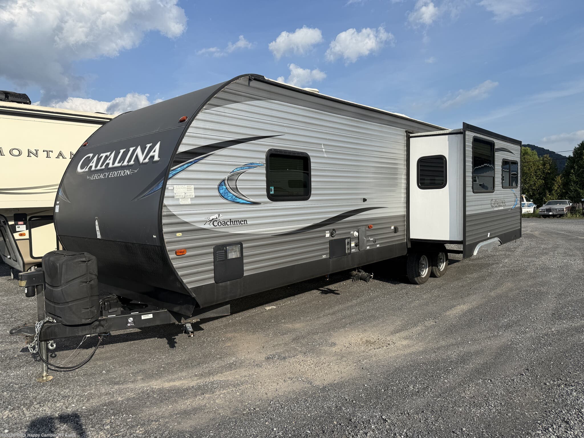 2018 Catalina Legacy Edition 293RLDS by Coachmen from Bill's Happy Camper RV Sales in Mill Hall, Pennsylvania