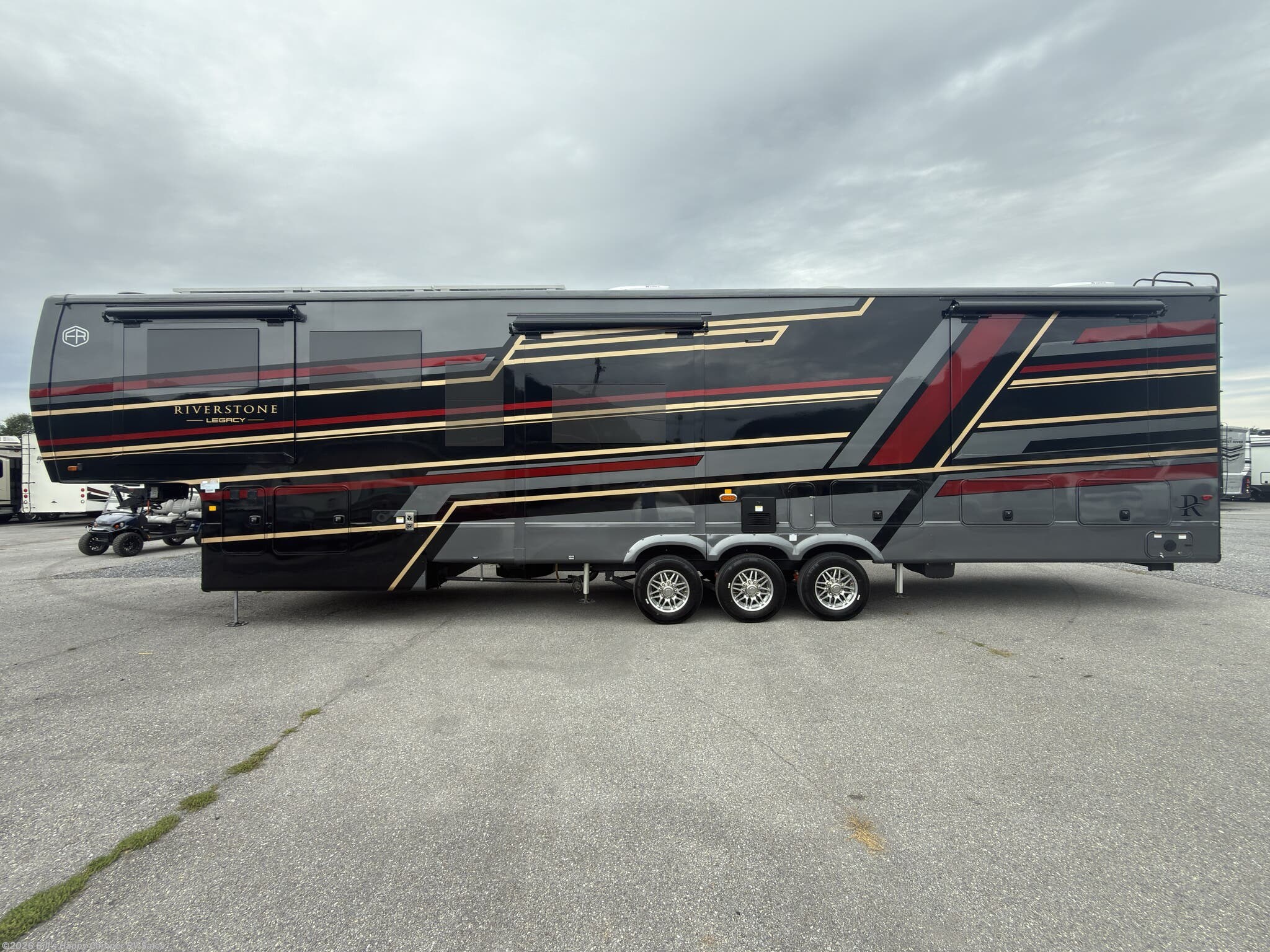 New 2027 Forest River Riverstone Legacy 421FK available in Mill Hall, Pennsylvania