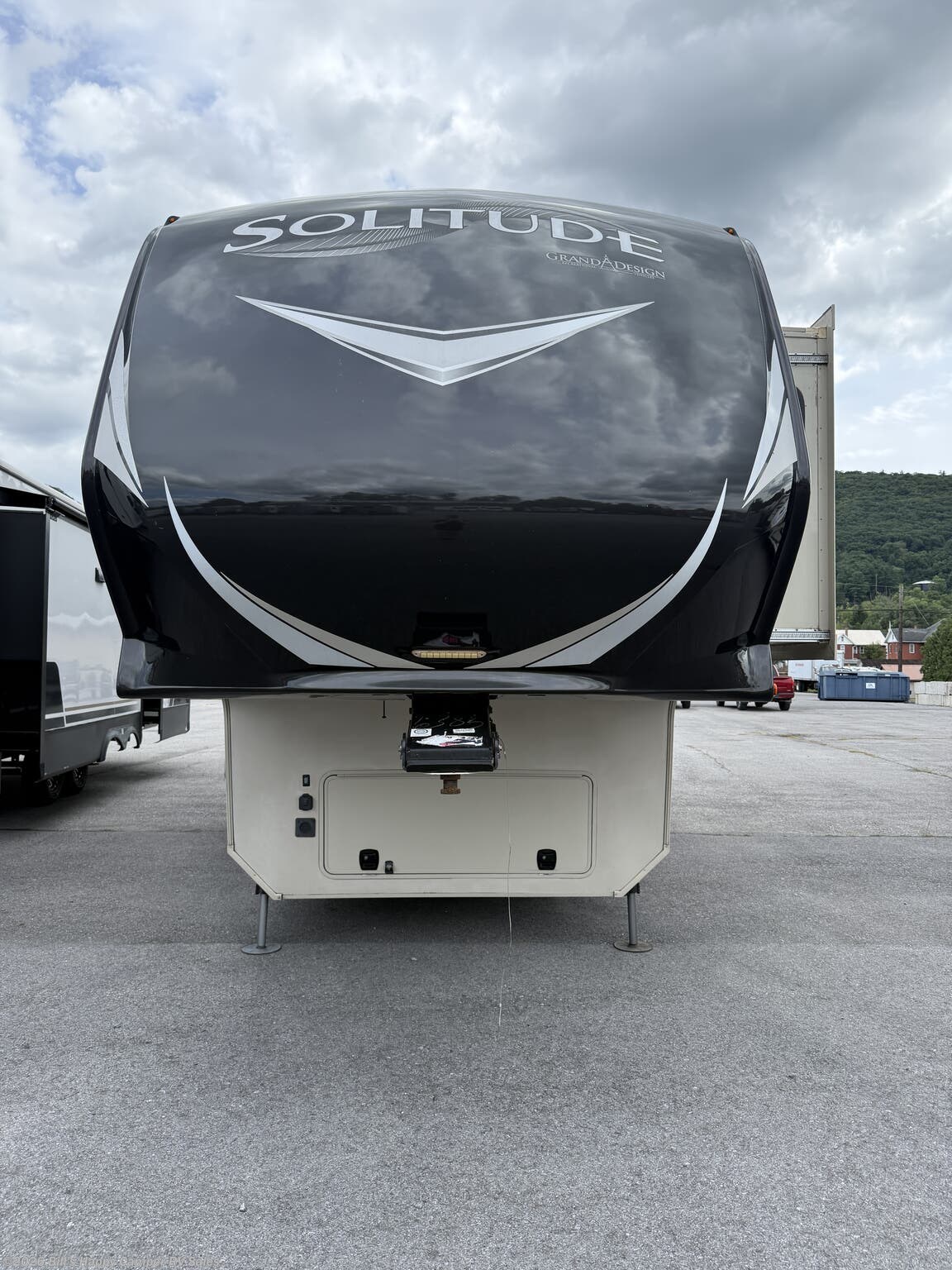 2016 Solitude 375RE by Grand Design from Bill's Happy Camper RV Sales in Mill Hall, Pennsylvania