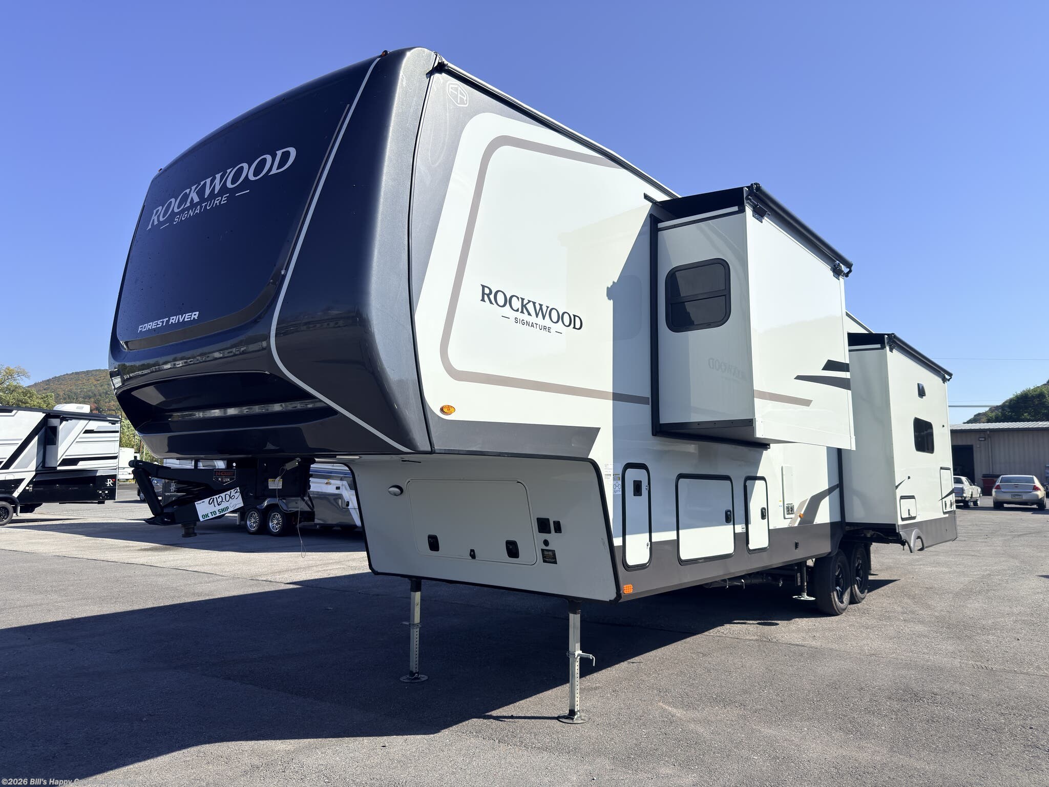 2027 Rockwood Signature 401SFB by Forest River from Bill's Happy Camper RV Sales in Mill Hall, Pennsylvania