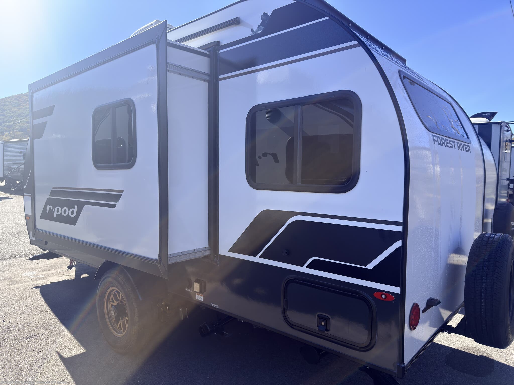 New 2027 Forest River R-Pod RP-190 available in Mill Hall, Pennsylvania