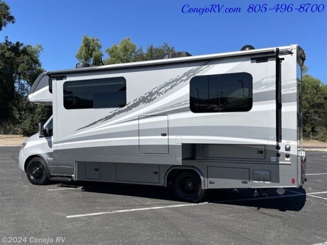 2024 Dynamax Corp Isata 3 Series 24FW - New Class C For Sale by Conejo RV in Thousand Oaks, California
