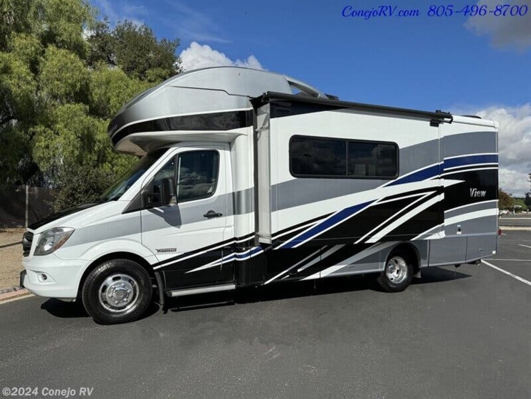 Used 2017 Winnebago View 24J available in Thousand Oaks, California