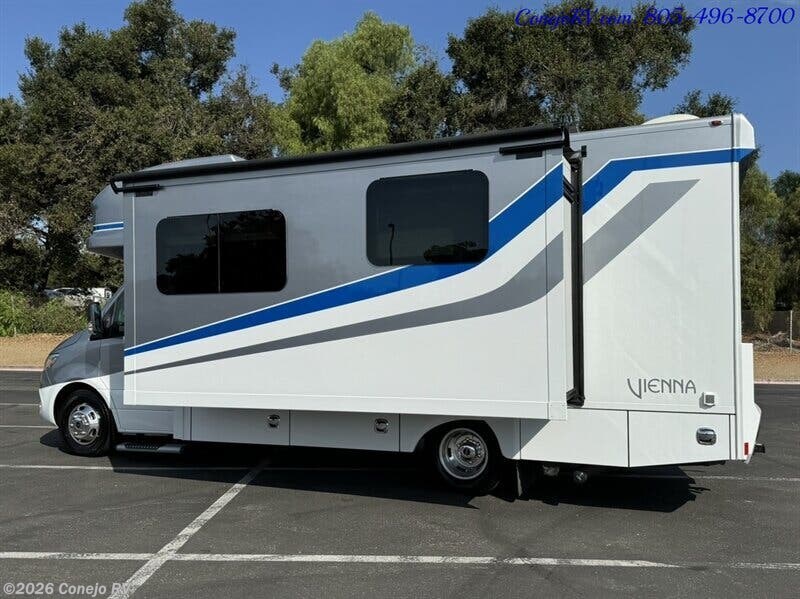2022 Renegade Vienna 25RMC Full Wall Slide Mercedes Turbo Diesel RV for ...