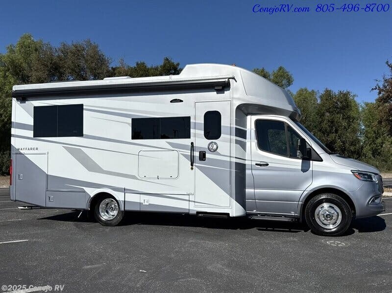 2026 Wayfarer 25XLW by Tiffin from Conejo RV in Thousand Oaks, California