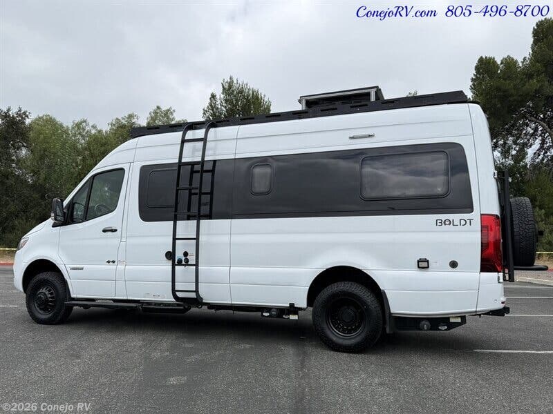 2022 Winnebago Boldt 70BL - Used Class B For Sale by Conejo RV in Thousand Oaks, California