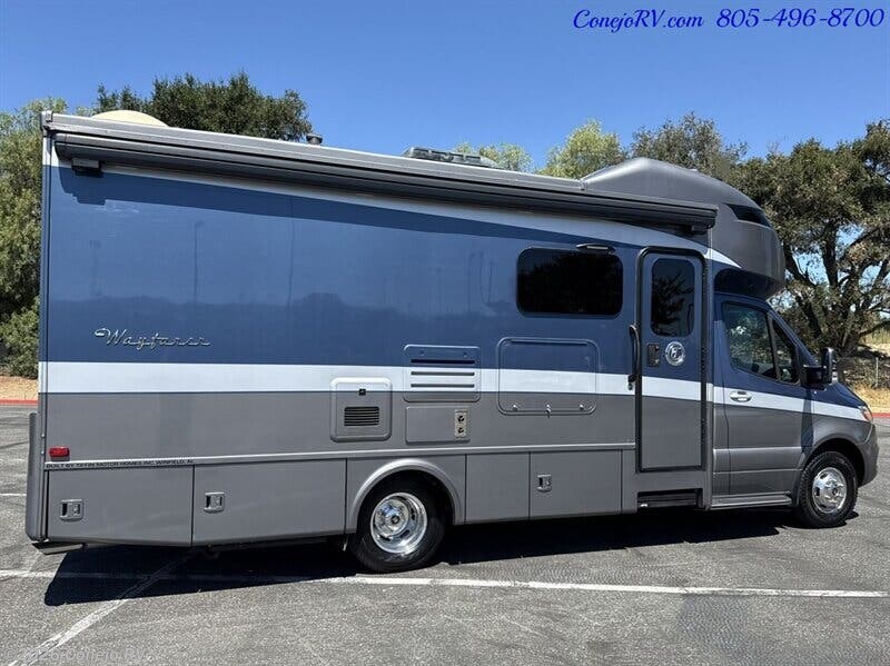 Used 2020 Tiffin Wayfarer 25RW available in Thousand Oaks, California