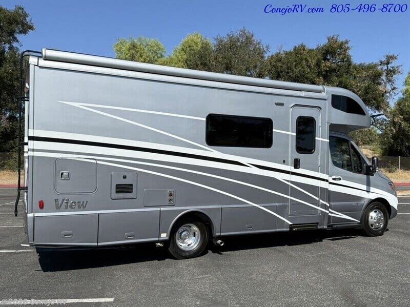 Used 2024 Winnebago View 24D available in Thousand Oaks, California