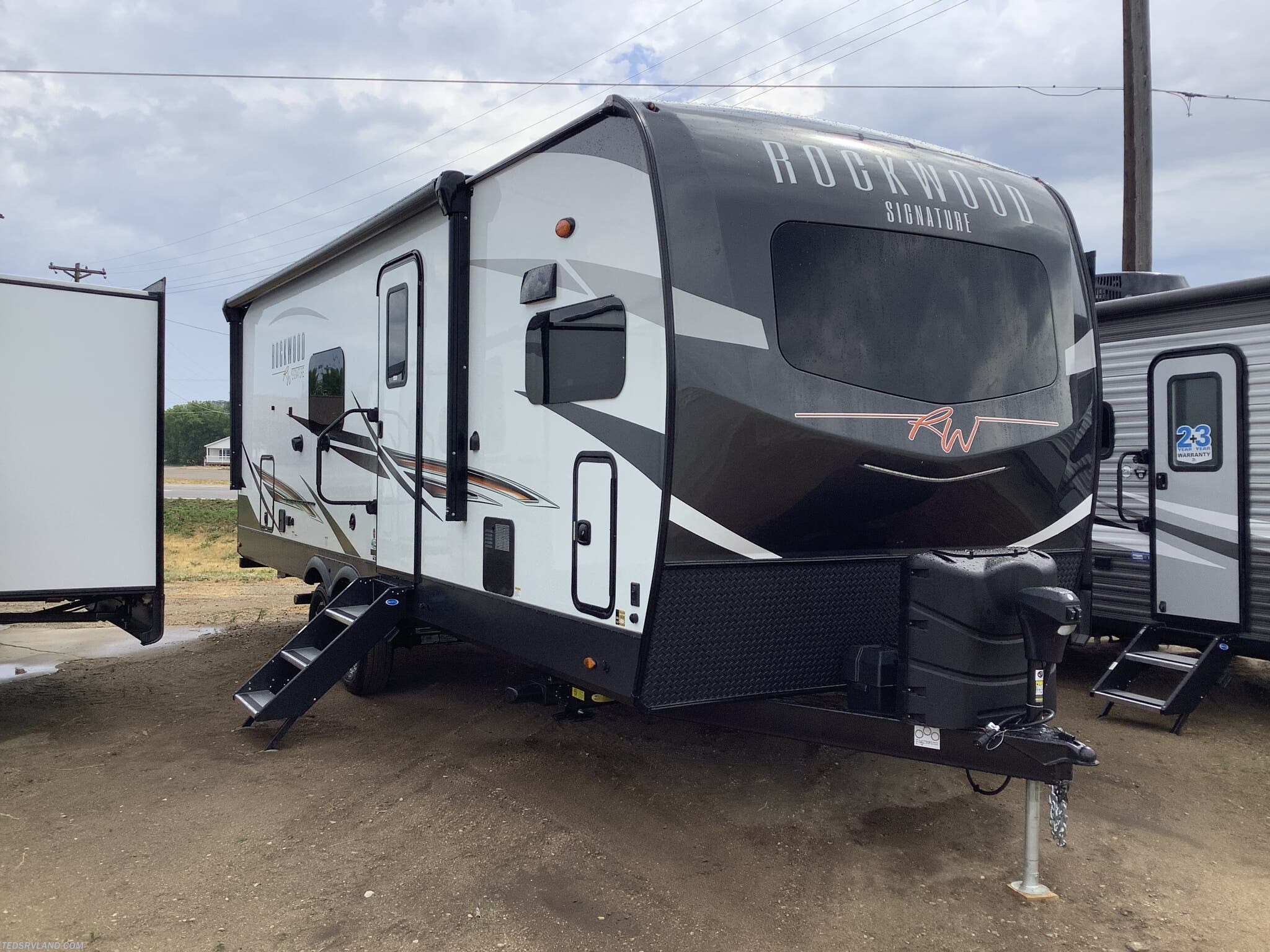 2021 Forest River Rockwood Signature Ultra Lite 8263MBR RV for Sale in