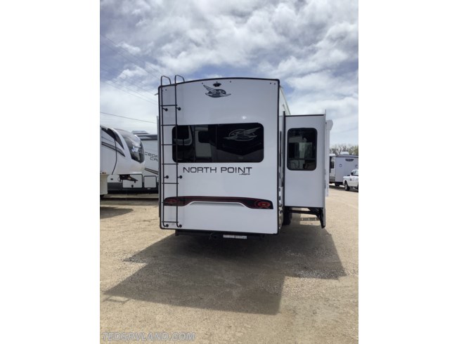 2022 North Point 377RLBH by Jayco from Ted