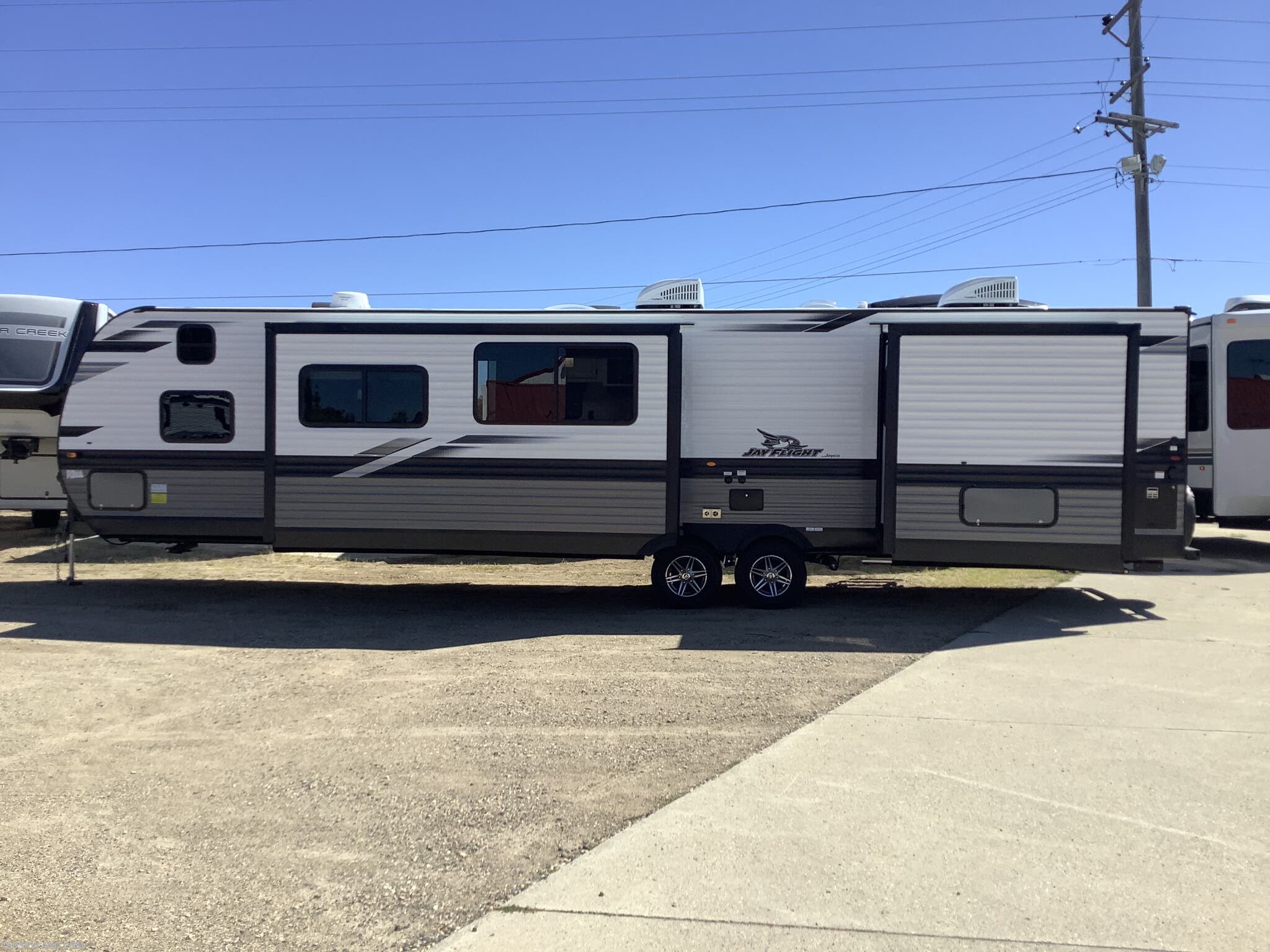 2023 Jayco Jay Flight 38BHDS RV for Sale in Paynesville, MN 56362