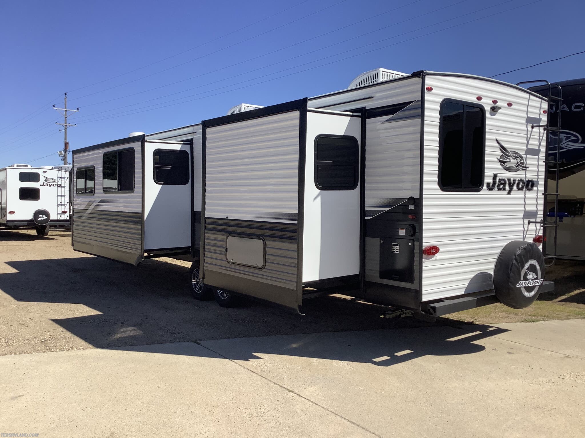 2023 Jayco Jay Flight 38BHDS RV for Sale in Paynesville, MN 56362