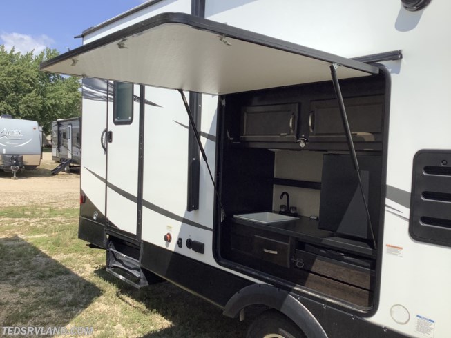 2020 Spirit Ultra Lite 2963BH by Coachmen from Ted