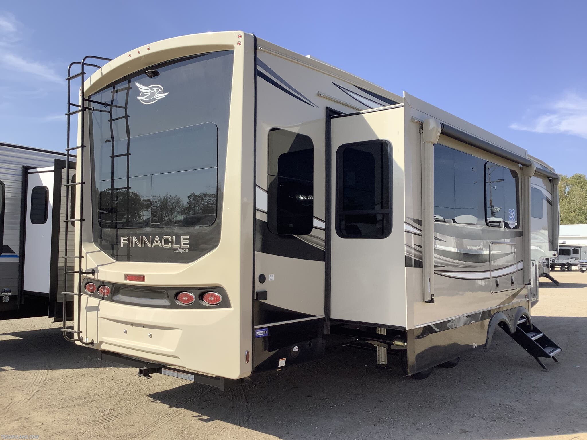 2023-jayco-pinnacle-32rlts-rv-for-sale-in-paynesville-mn-56362