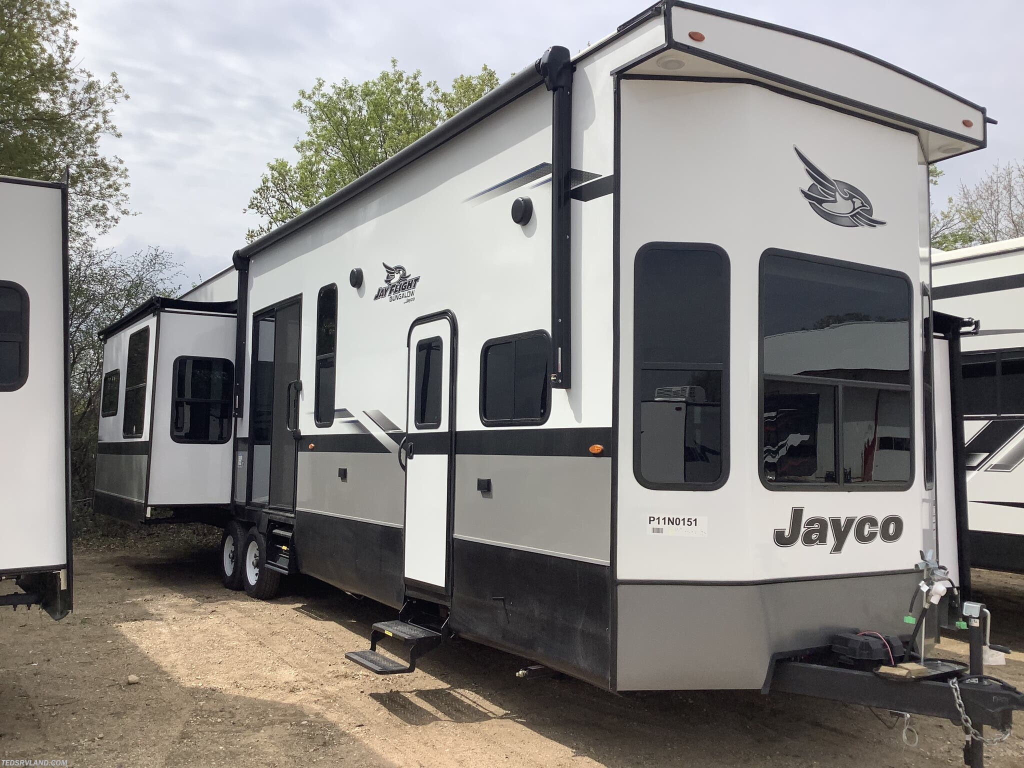 2023 Jayco Jay Flight Bungalow 40DLFT RV for Sale in Paynesville, MN ...