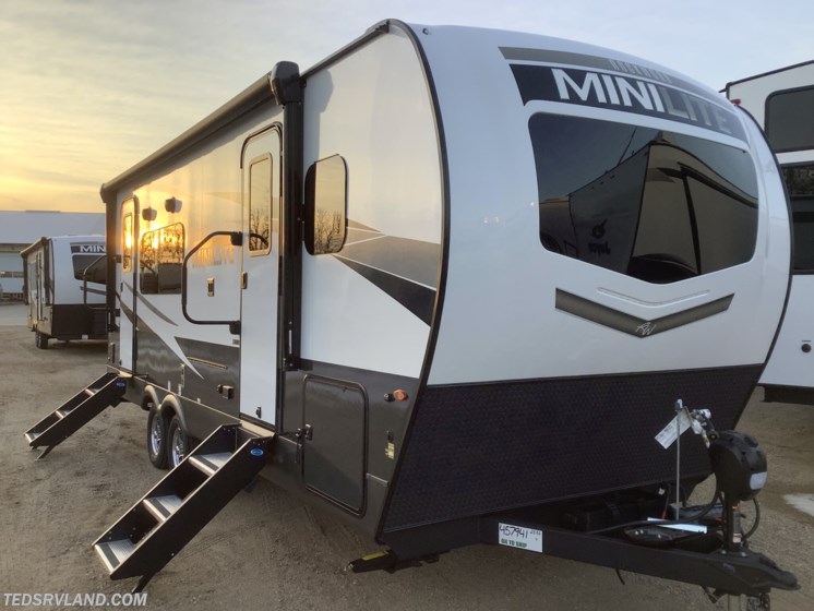 New 2024 Forest River Rockwood Mini Lite 2515S available in Paynesville, Minnesota