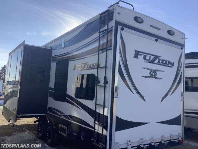 2014 Fuzion 310 by Keystone from Ted