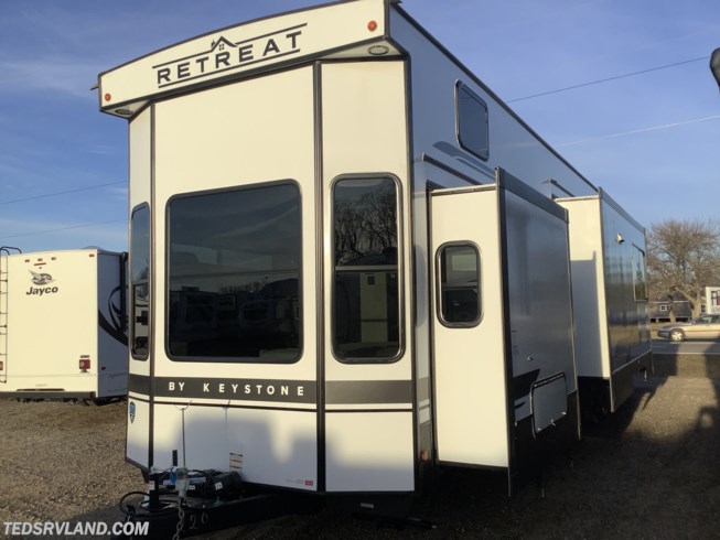 2024 Keystone Retreat 391CLDL - New Destination Trailer For Sale by Ted