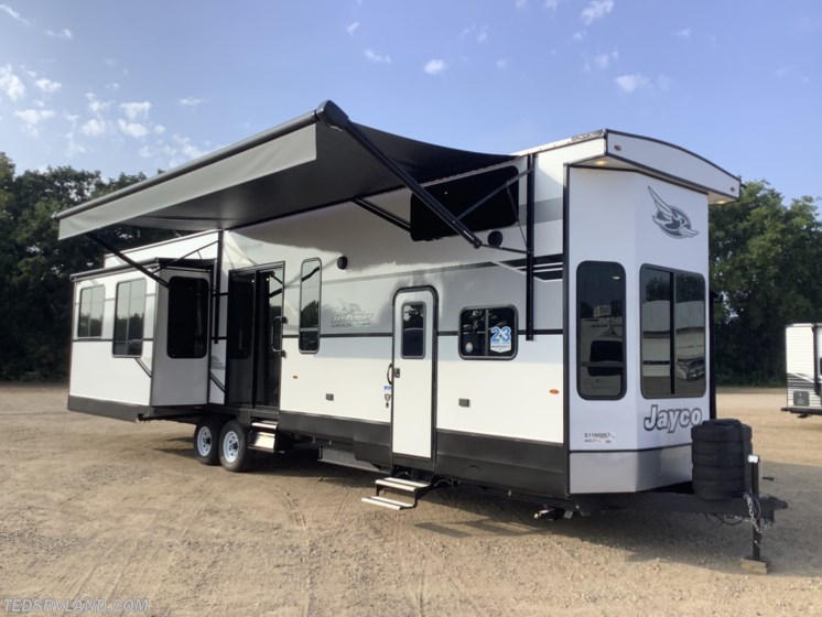 New 2025 Jayco Jay Flight Bungalow 40DLFT available in Paynesville, Minnesota