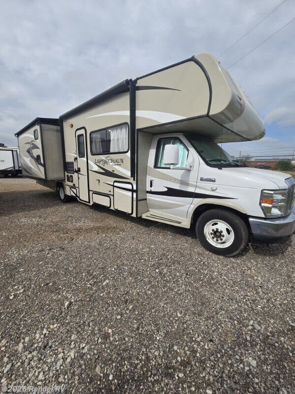 2013 Coachmen Leprechaun 320BH - Used Class C For Sale by Rendel RV in Rice, Texas features Air Conditioning, Microwave, Generator, Bunk Beds, External Shower