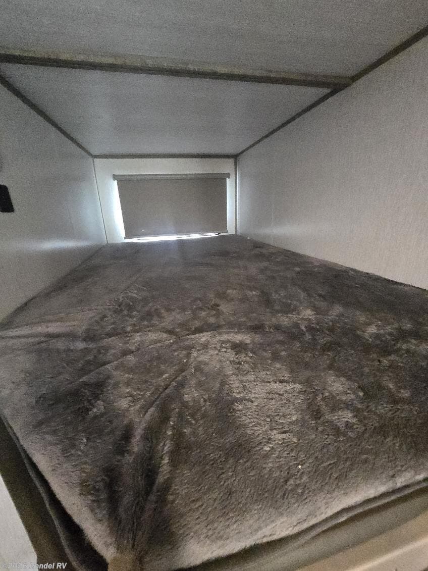 Used 2022 Forest River Salem Hemisphere Hyper-Lyte 26BHHL available in Rice, Texas