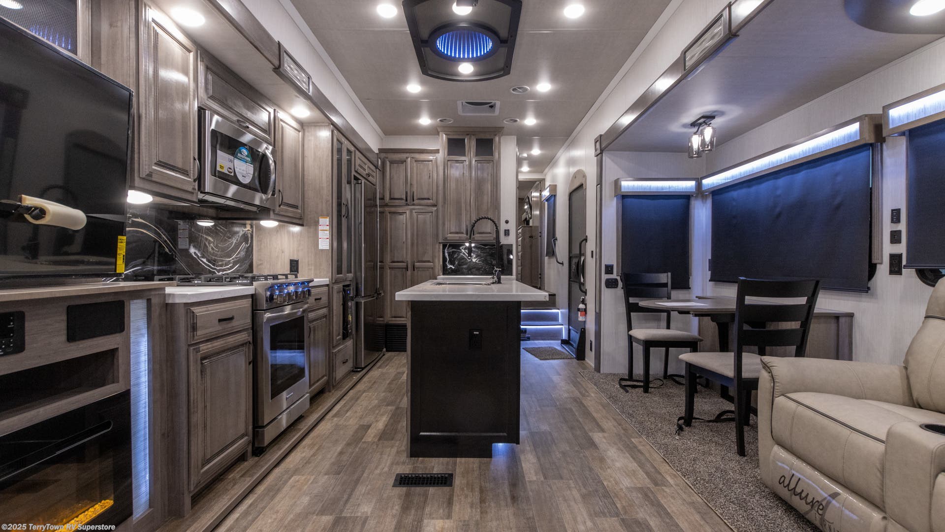 2021 Forest River Cedar Creek Champagne Edition 38EL RV for Sale in ...