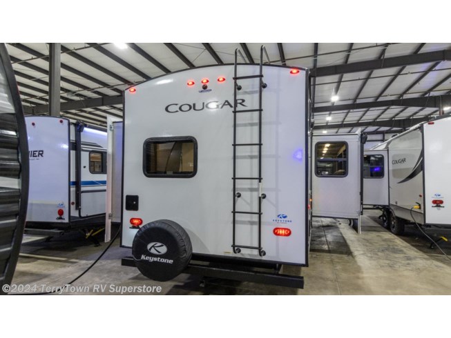 2022 Cougar Half-Ton 34TSB by Keystone from TerryTown RV Superstore in Grand Rapids, Michigan