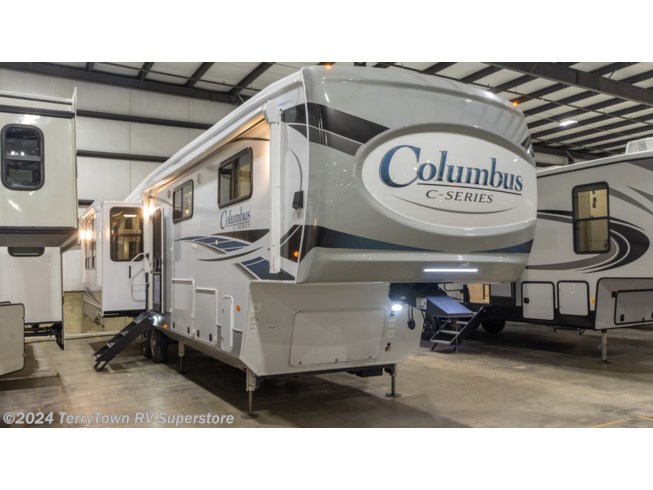 New 2022 Palomino Columbus C-Series 379MBC available in Grand Rapids, Michigan