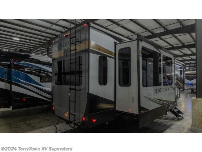 2022 Bighorn 3502SB by Heartland from TerryTown RV Superstore in Grand Rapids, Michigan