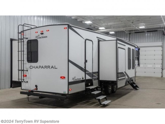 2022 Chaparral 373MBRB by Coachmen from TerryTown RV Superstore in Grand Rapids, Michigan