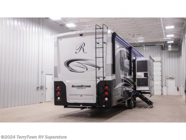 2023 RiverStone 39RBFL by Forest River from TerryTown RV Superstore in Grand Rapids, Michigan
