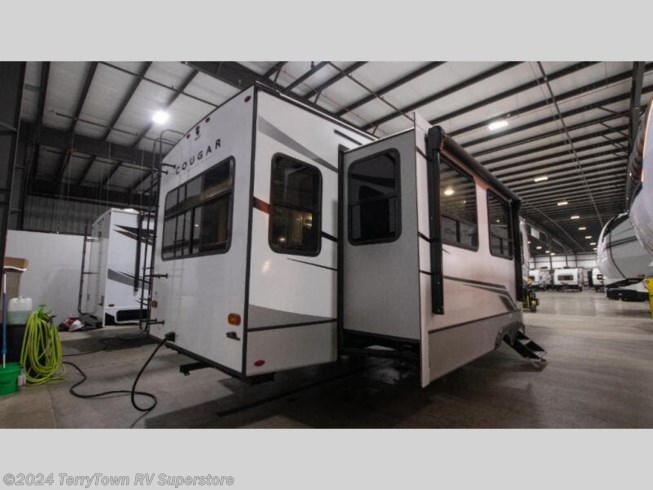 2023 Cougar 316RLS by Keystone from TerryTown RV Superstore in Grand Rapids, Michigan