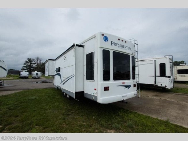 2006 Presidential 36RLT by Holiday Rambler from TerryTown RV Superstore in Grand Rapids, Michigan