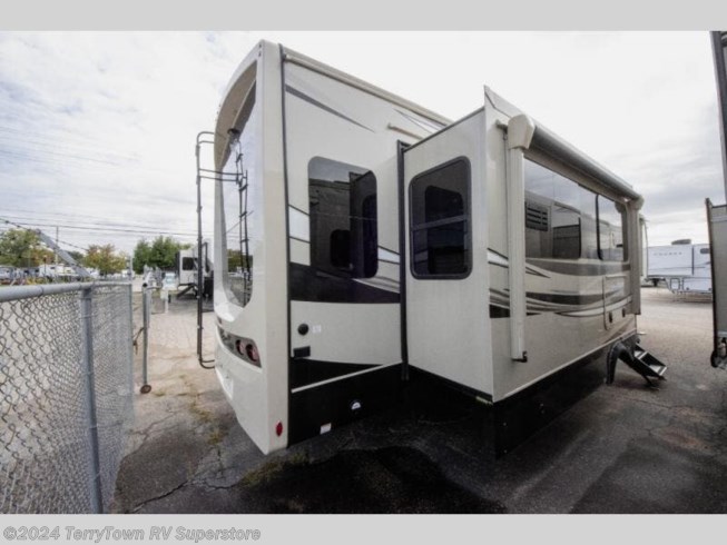 2022 Pinnacle 36KPTS by Jayco from TerryTown RV Superstore in Grand Rapids, Michigan