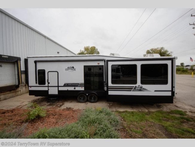 2024 Cedar Creek Cottage 40CDL by Forest River from TerryTown RV Superstore in Grand Rapids, Michigan