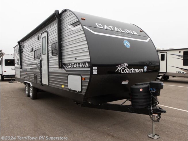 New 2024 Coachmen Catalina Legacy Edition 293QBCK available in Grand Rapids, Michigan