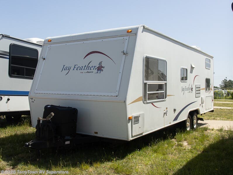 Used 2005 Jayco Jay Feather EXP 25 G available in Grand Rapids, Michigan