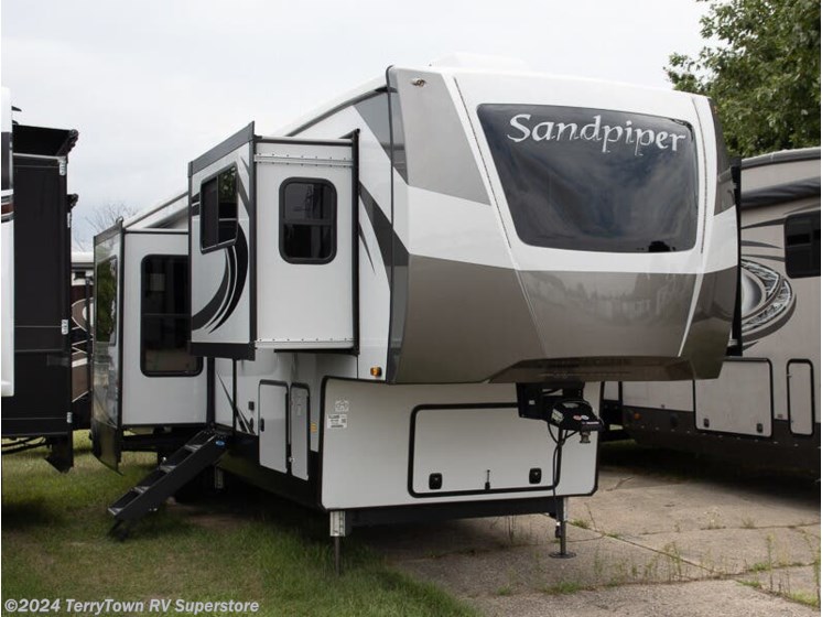 Used 2022 Forest River Sandpiper Luxury 391FLRB available in Grand Rapids, Michigan