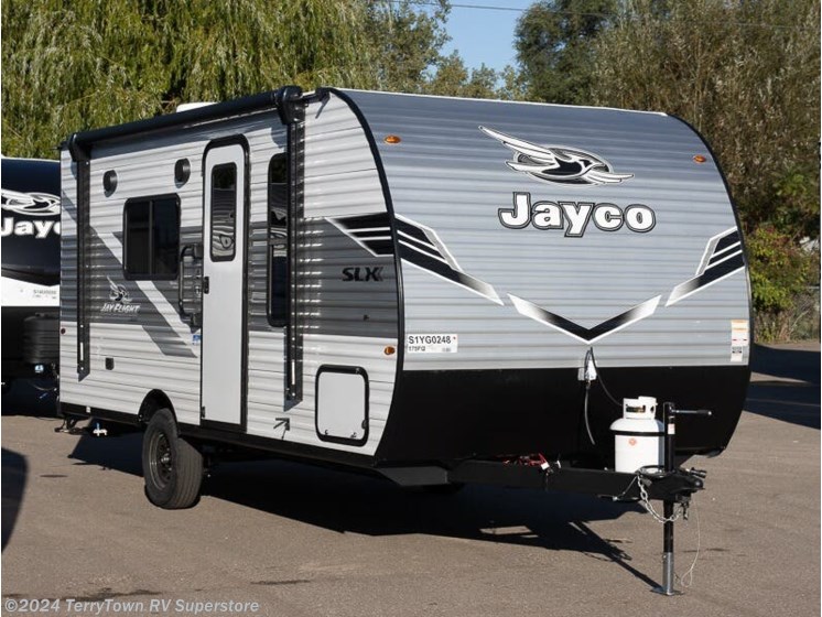 New 2025 Jayco Jay Flight SLX 175FQ available in Grand Rapids, Michigan