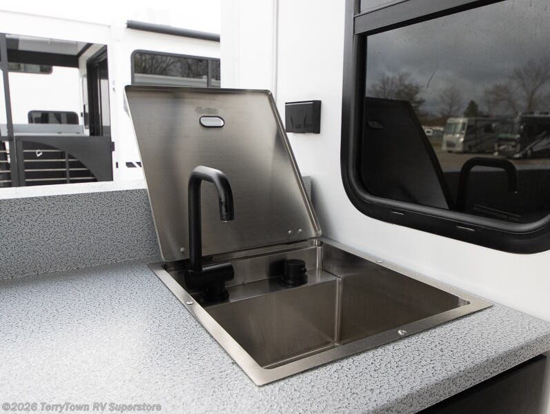 2025 Salem 32VERANDA by Forest River from TerryTown RV Superstore in Grand Rapids, Michigan